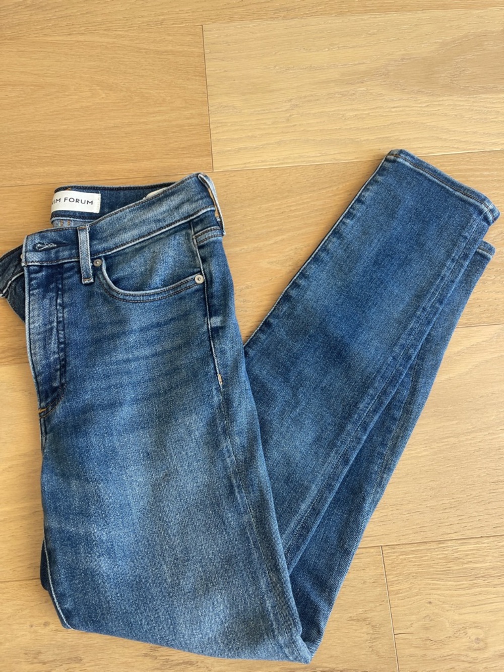 Denim Forum THE NICO MID RISE SKINNY CROP (27)